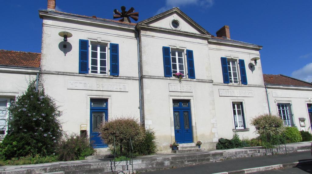 L'Ancien Hotel De Ville Foussais Exterior foto